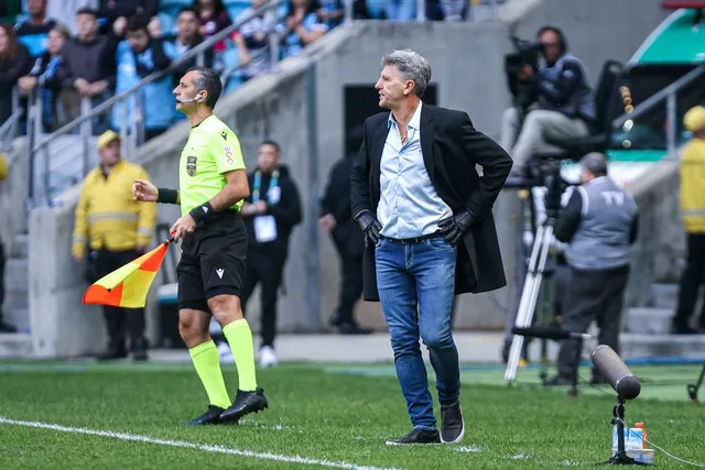 Renato Gaúcho pelo Grêmio / Lucas Uebe